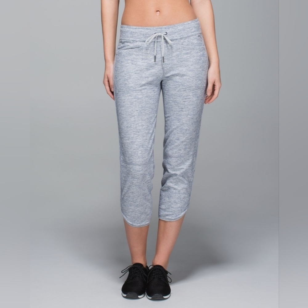 Lululemon | Keep It Cool Crop | Heathered Grey | Size 6